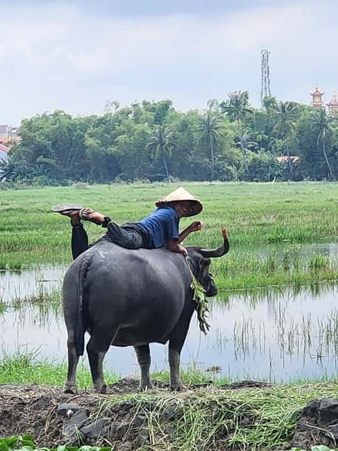 Hoi An: Countryside Villages and River Islands Private Tour - Incense sticks and reed mats: making village crafts your way