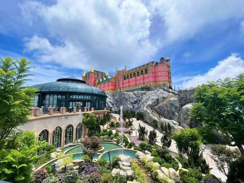 Hoi An/Da Nang: Ba Na Hills and Golden Bridge Afternoon Tour - Ba Na Hills in one sentence: cool air, high views, and a theme-park mood