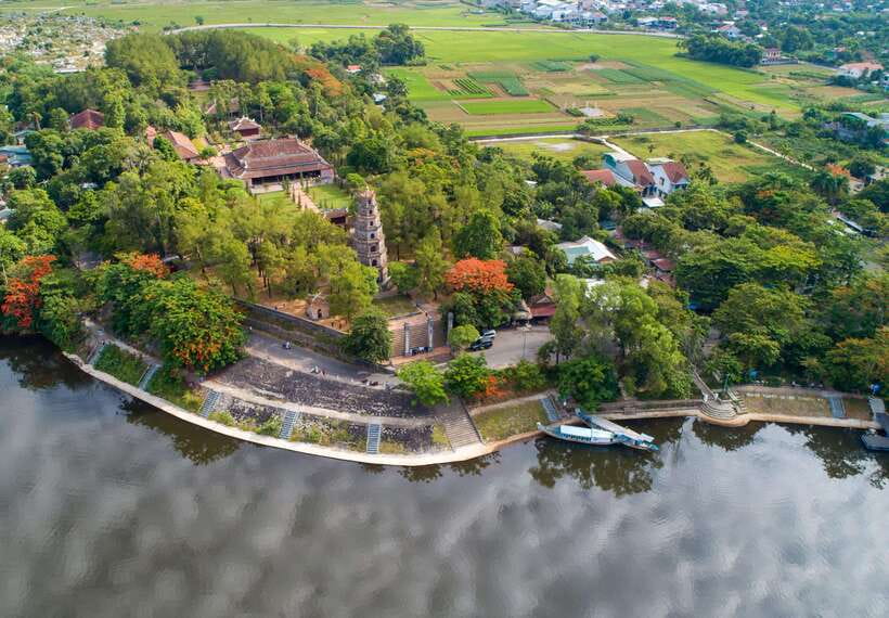 Hoi An/Da Nang: Hue Imperial City by Bus or Train Experience - Hai Van Pass vs Hai Van Tunnel: why your morning ride matters