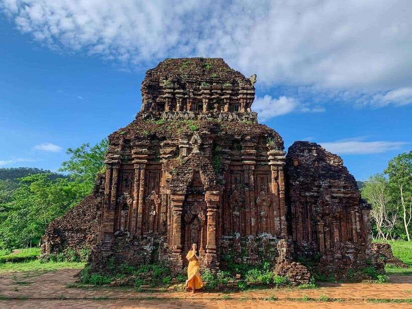 Hoi An/Da Nang: Marble Mountains, Lady Buddha & My Son Trip - Lady Buddha on Monkey Mountain: statue, breeze, and big looking-out energy