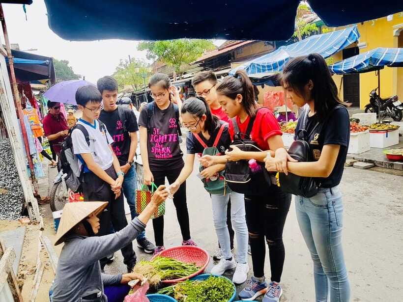 Hoi An/Da Nang: Market Tour, Boat Ride, and Cooking Class - Bamboo basket boat in the coconut palms: 20 minutes that feel special