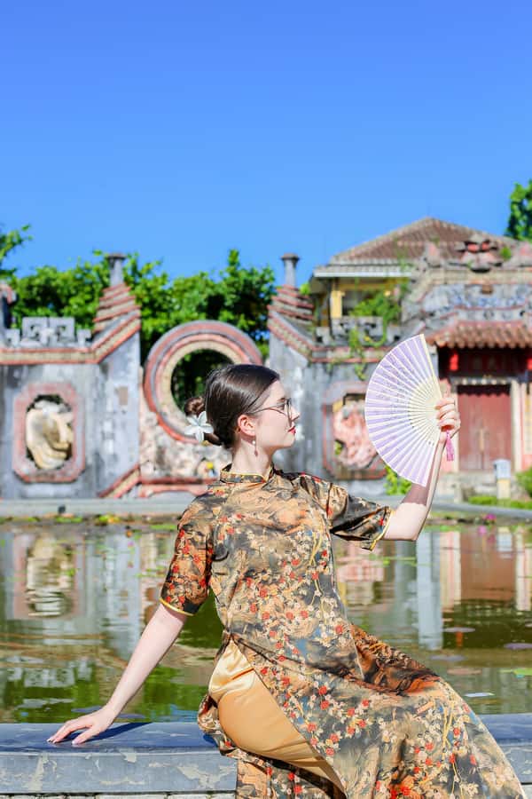 Hoi An/Da Nang: Private Photoshoot & Guided Walking Tour - The Ao Dai walking shoot: easy direction, classic streets