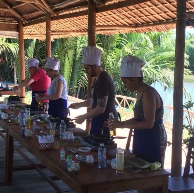 Hoi An: Evening Cooking Class with Locals in Herbs Village - Small group + English guide: ask questions and keep up
