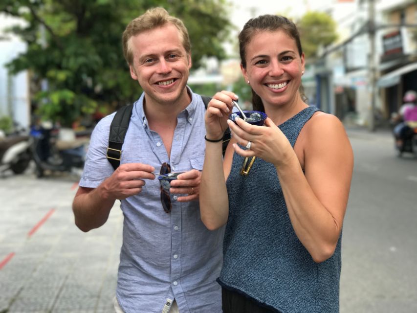 Hoi An: Evening Food Tour with 7 Tastings and Boat Trip - Who should book this evening food tour