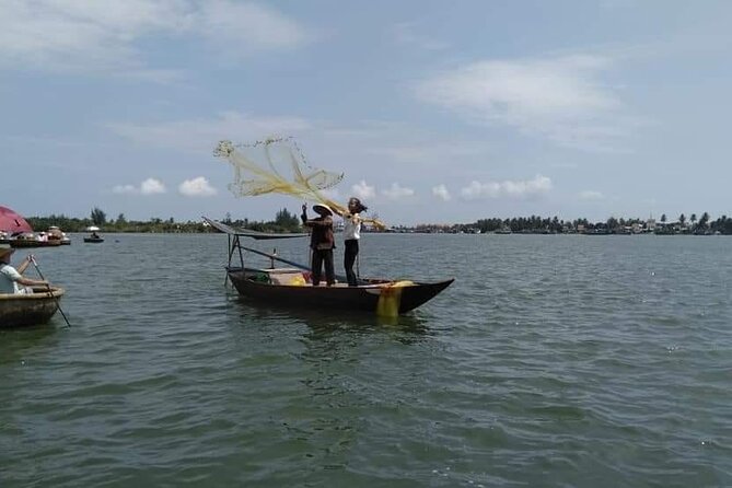 Hoi An Fishing Tour Private-Lantern /Cafe Making Class by Lunch - Who should book this Hoi An basket boat + lantern tour