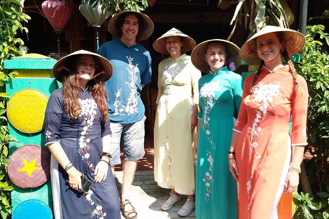 Hoi An Full Lantern Making Class , Basket Boat , Crab Fishing And Food - Transportation and group size: what $32.21 buys in real comfort