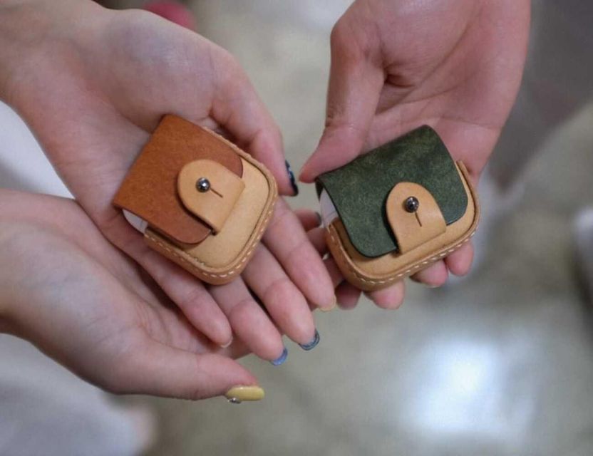 Hoi An: Handmade Leather Crafts Workshop (Starter Course) - Pick Your Project and Leather Color Before You Sit Down