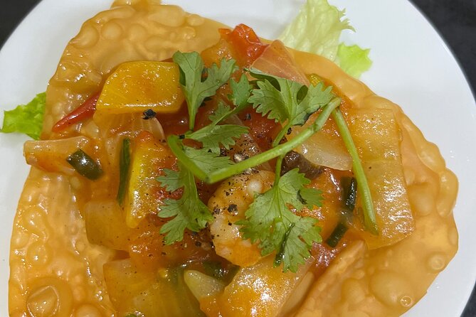 Hoi An hidden food adventure - The route starts at Hoi An Church and finishes near Chùa Cầu