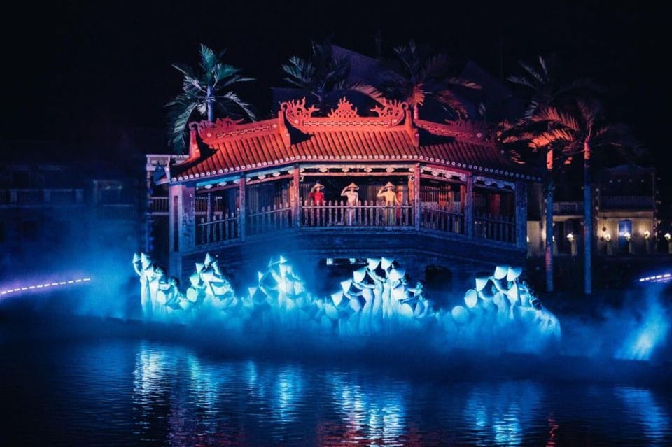 Hoi An Impression Show - Hoi An History - No cameras, no outside food: small rules with real impact