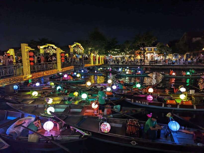 Hoi An : Lantern Boat Trip & Release Lantern - Key moments worth your attention