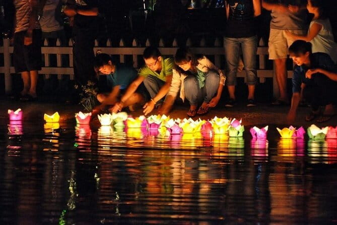 Hoi An Lantern Shop & Boat Photoshoot – Night Experience - Who This Fits Best (And Who Might Skip It)