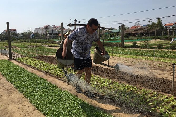 Hoi An Local Market and Vegetable Village Cooking Class - Tra Que Vegetable Village: Organic Farming That Explains the Flavor