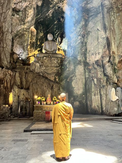 Hoi An: Marble Mountains and Ba Na Hills Private Tour - Marble Mountain craft stops: watching stonework up close