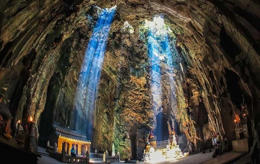 Hoi An: Marble Mountains, Lady Buddha and Am Phu Cave Tour - Hoi An to Da Nang in One Tour: limestone, caves, and a very tall Lady Buddha