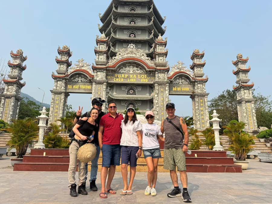 Hoi An: Marble Mountains, Lady Buddha and Am Phu Cave Tour - Marble Mountains: caves, temples, and the stairs math you should respect