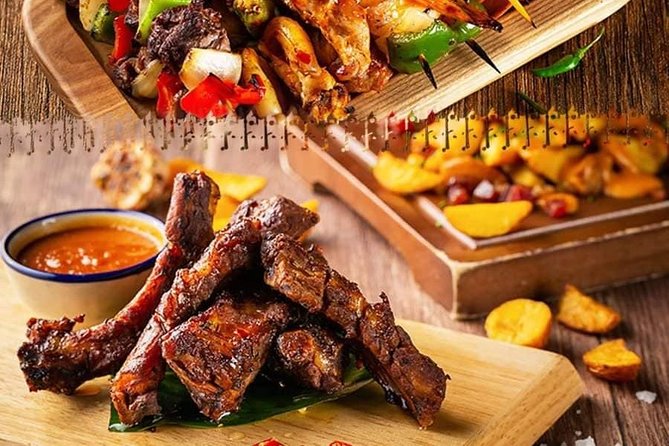 Hoi An Memories Skip-the-Line Ticket with Dinner and Pickup - Who should book this Hoi An Memories dinner-and-pickup ticket