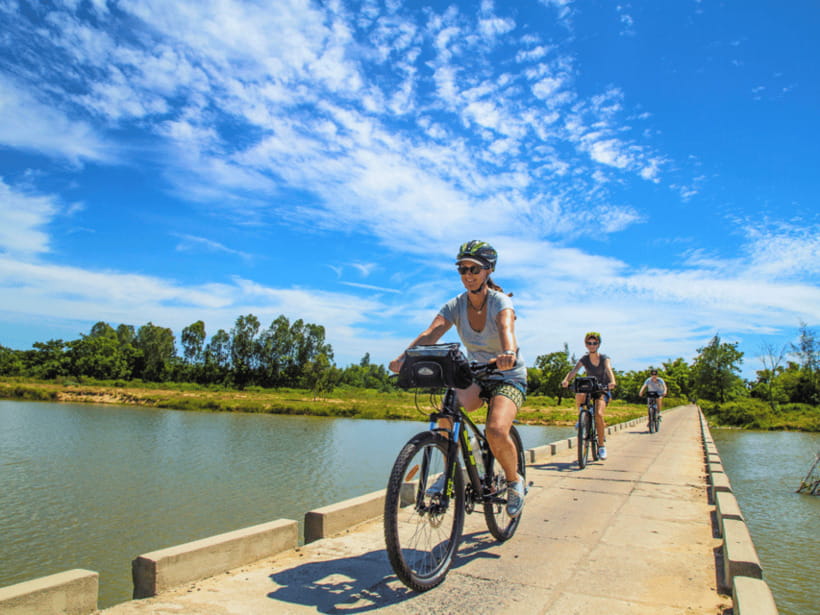 Hoi An: Morning Countryside Tour by Bike - Canals, boats, and craft: watching work that isn’t for show