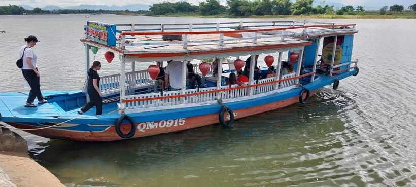 Hoi An: My Son Sanctuary Guided Tour with Boat Trip & Lunch - Choosing the 7:30am tour vs the 5:10am early-private option