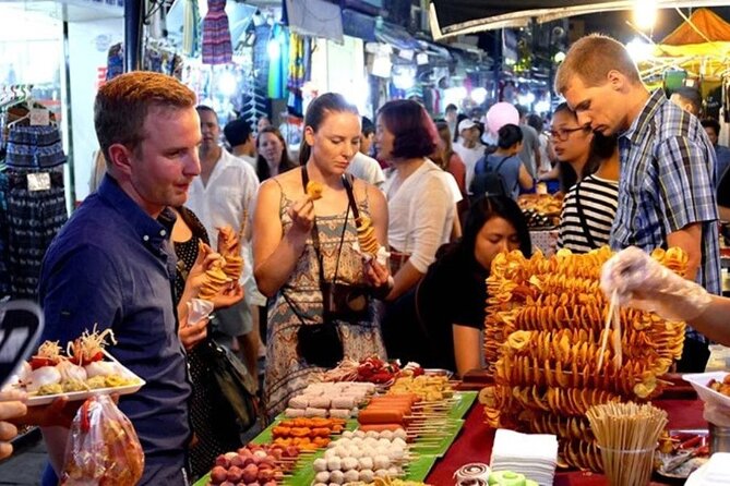 Hoi An Night Market Walking Street Food Tours - Private tour logistics from 533 Đ. Hai Bà Trưng: pickup, mobile ticket, and how to avoid delays