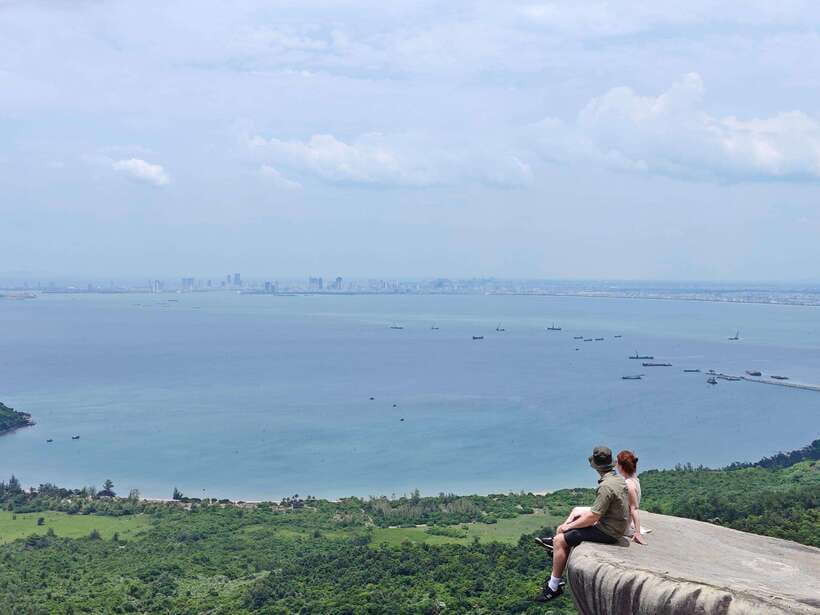 Hoi An: Private Car to Hue with Multi Sightseeing Stops - Driver Quality: The Difference Between a Ride and an Experience