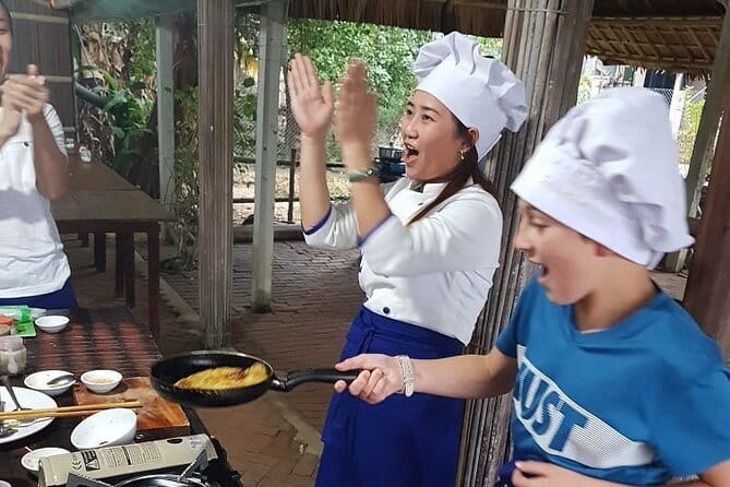 Hoi An Private Seafood Cooking Class/Oyster Cooking Experience - The chef experience: patient, fun, and built for a private pace