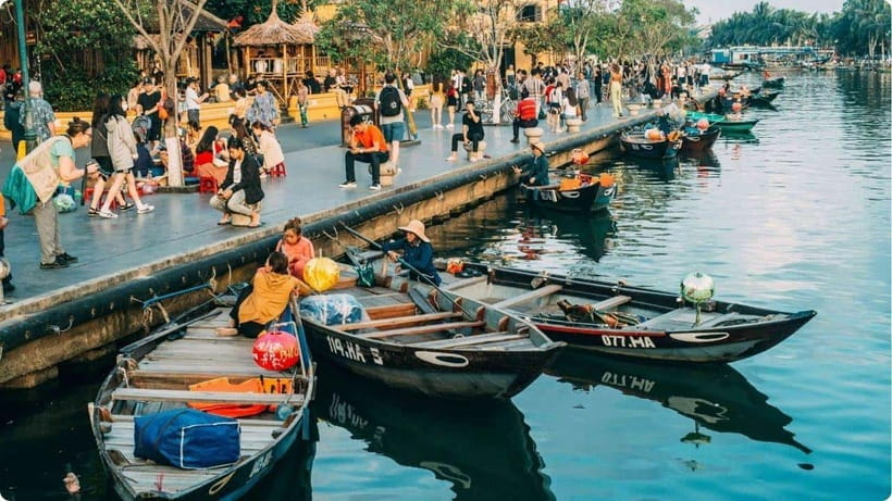 Hoi An: River Lantern Boat Experience with Free 5G eSIM - Why This 20-Minute Hoai River Lantern Boat Works