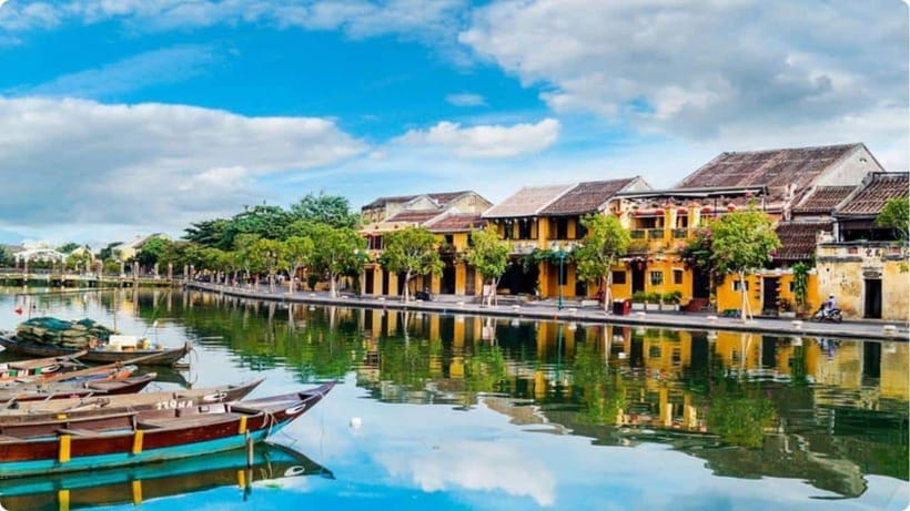 Hoi An: River Lantern Boat Experience with Free 5G eSIM - Who Should Book This (and Who Might Want a Different Option)