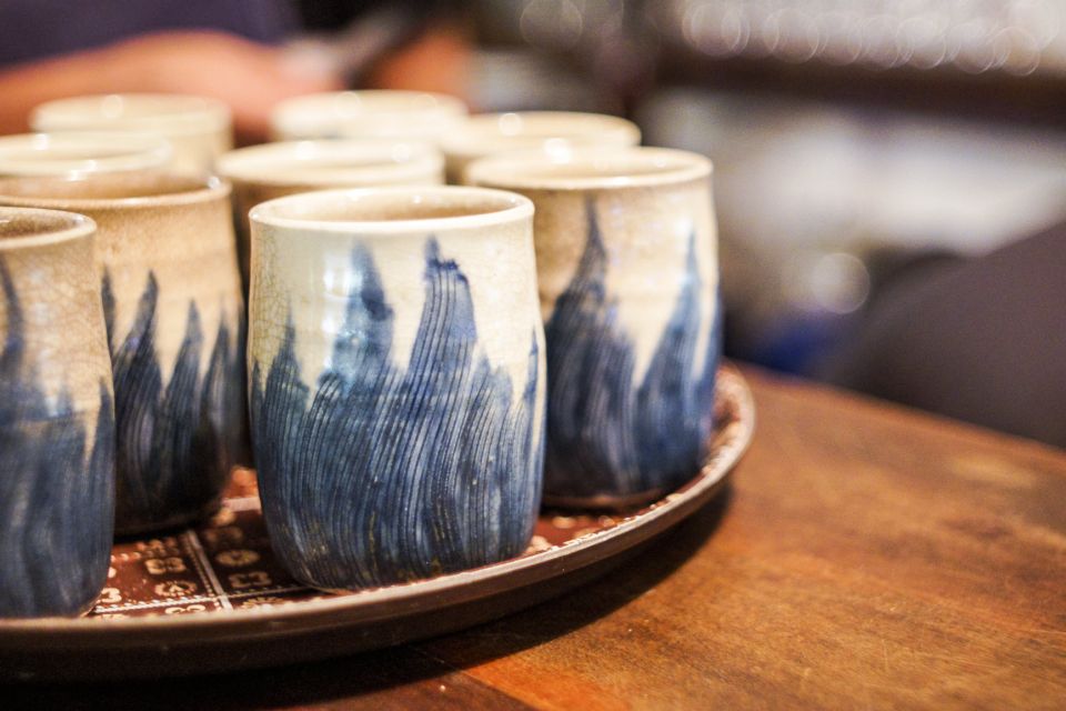 Hoi An: Secret Cocktail Experience - The Night Starts at Bà Mụ Temple, Then Moves Into Old Town