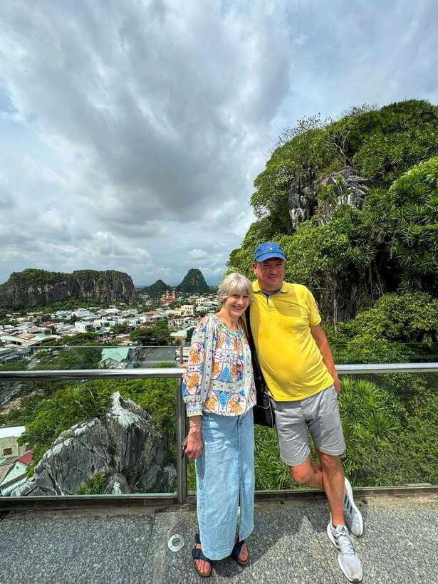 Hoi An: Secrets Of The Marble Mountains & Linh Ung Pagoda - Thuy Son caves and Am Phu Cave: where the mountain gets spooky