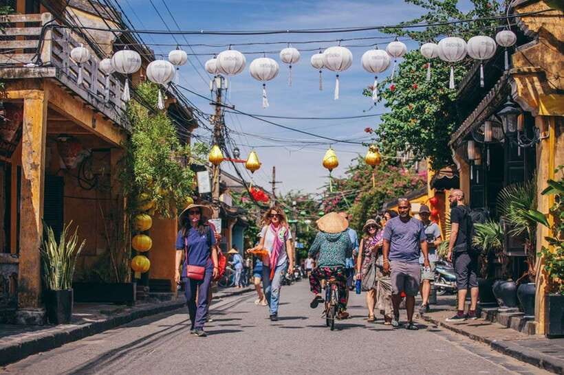 Hoi An: Sunset Food Tasting Tour - Why a sunset food walk works so well in Hoi An