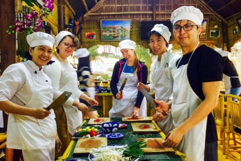 Hoi An: Traditional Cooking Class & meal w Cam Thanh Family - Inside the class: small group pace and an English-speaking guide