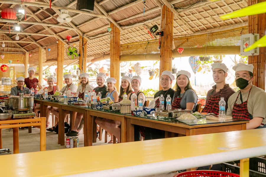 Hoi An: Unique Street Food Tour - The Food Stops You’ll Encounter (and How to Choose)