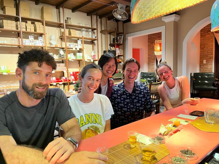 Hoi An Vegan Food Tour - White Roses at a 300-Year House and Other Alleyway Favorites