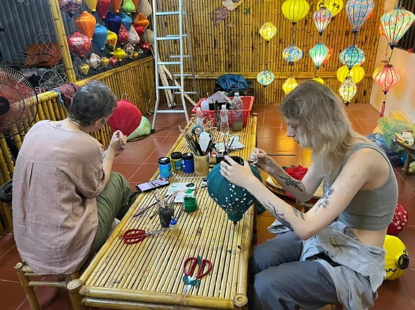 Hoi An: Vietnamese Foldable Lantern Making Workshops - Choosing Your Lantern Design: Lotus, Garlic, Triangles, Diamonds