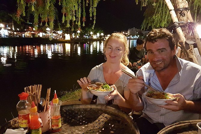 Hoi An Walking Street Food - Private Tour - Night Market First: Getting Oriented in 20 Minutes