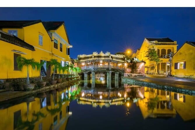 Hoi An Walking Tour, Sampan Boat Trip , Foodie Tour by Night - Walking the old quarter: Chinese communal house, Tan Ky, and the Japanese Covered Bridge