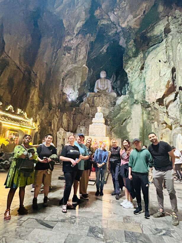 Hoian/Danang: Marble Mountain - Am Phu Cave & Lady Buddha - Linh Ung Pagoda and the 67-meter Lady Buddha over Da Nang