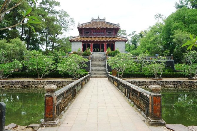 Hue: 3 Tombs + Pagoda with Knowledgeable ES Driver - Khai Dinh Tomb: The Elaborate Mix of European and Asian Design