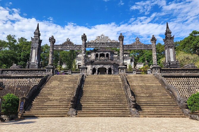 Hue City Full-Day Private Tour – Imperial City & Royal Tombs - Tu Duc Tomb: gardens, pond, and a ruler’s retreat