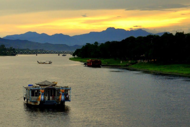 Hue City Full-Day Tour - Tomb of Khai Dinh: where Western and Eastern styling meet