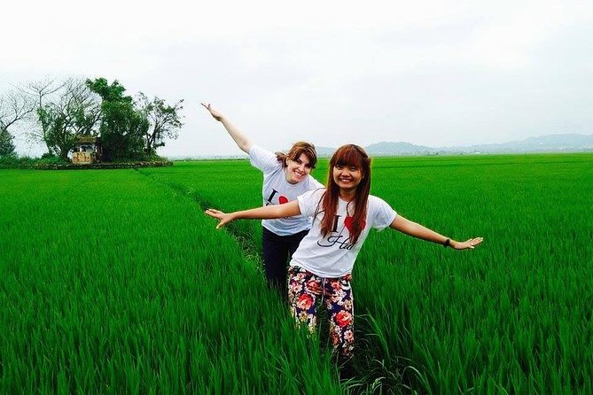 Hue Countryside Tour By Scooter - A village market where goods still move by hand
