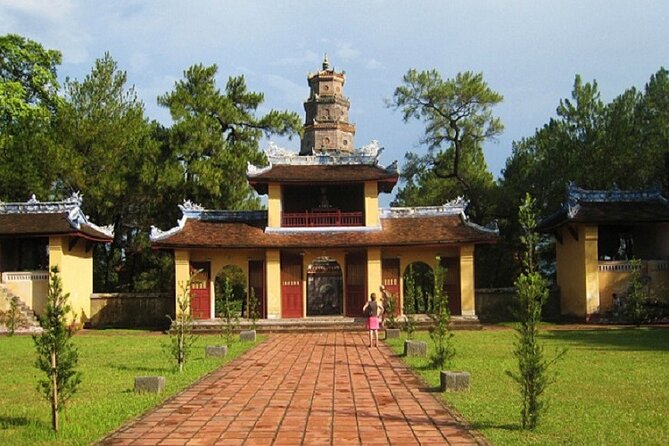 Hue: Custom Tour with Dragon Boat, Private Car & Motorbike - Royal Tomb Hopping: Where Hue Shows Its Art and Power
