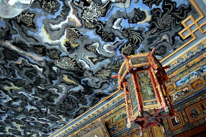 Hue Day Tour, Imperial Citadel, Khai Dinh Tomb & Thien Mu Pagoda - Price, language, and the shopping-stop reality