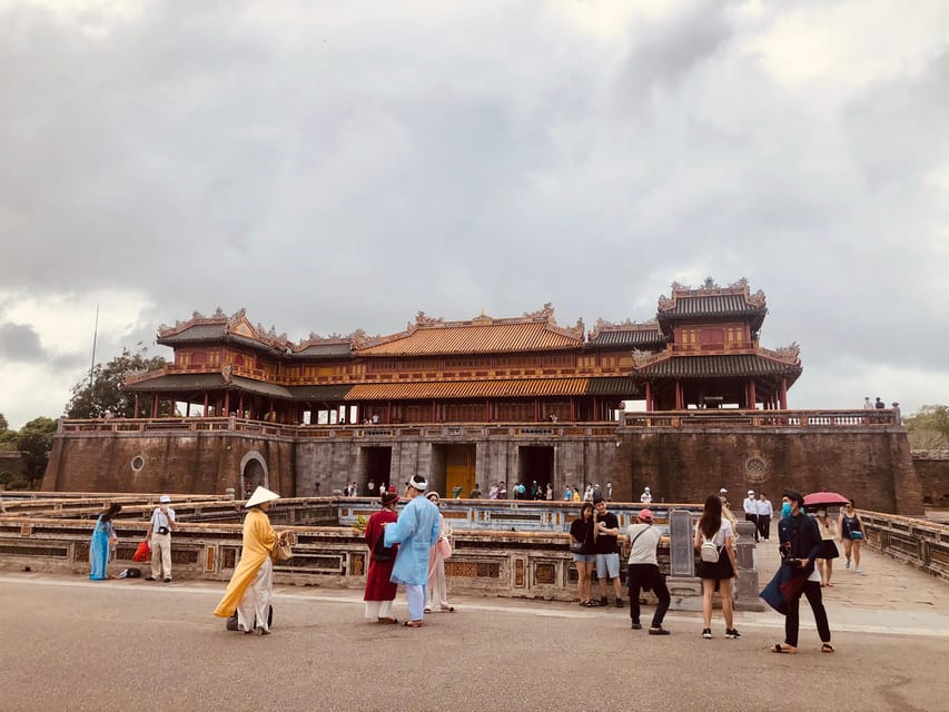 Hue: Dragon Boat, Imperial City & Royal Tombs Full-Day Tour - Inside the Hue Historic Citadel: where the Nguyen Dynasty ran the show
