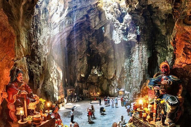 Hue Dragon Boat Tour: Perfume River, Royal Tombs, Hon Chen Temple - Price and extras: what $57 really buys you