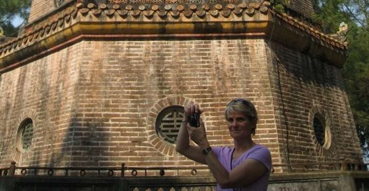 Hue Half-Day Tour with Boat Trip and Sightseeing - How the 4-hour mix of boat, citadel, and market really works