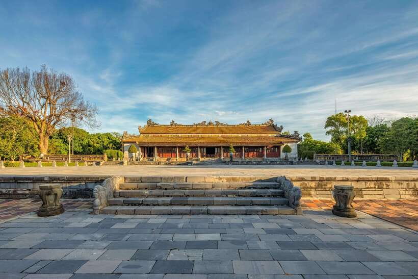 Hue: Hue Walking Tour to Imperial Citadel with Tour Guide - Royal theater and gardens: entertainment and control in one compound