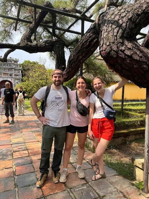 Hue Imperial Ancient City Walking Tour - Thai Hoa Palace: Where Ceremonies Had a Center Stage