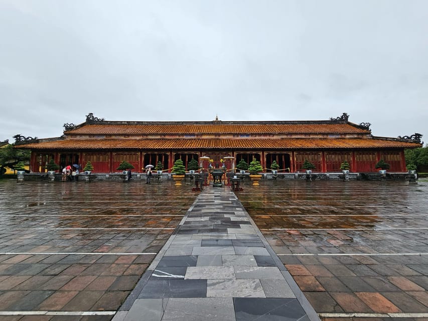 Hue: Imperial and Forbidden City Guided Tour - Meeting at the House of Cannons: quick logistics that save time