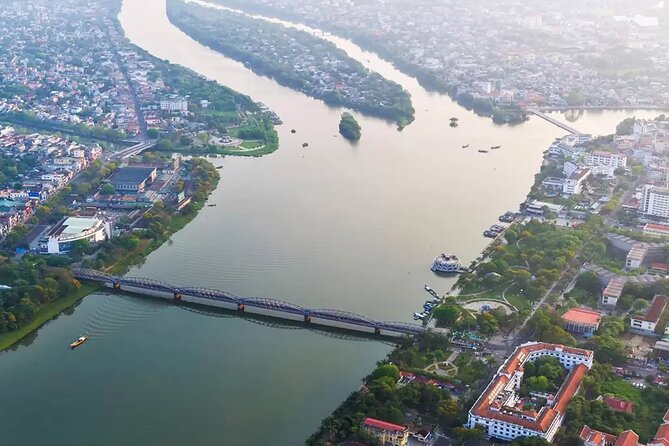 HUE IMPERIAL CITY: Full-Day Guided Tour from Da Nang or Hoi An - Hue Imperial City (Citadel): UNESCO Walls and the Nguyen Dynasty Story